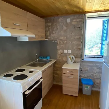 Soldatos Stone House *