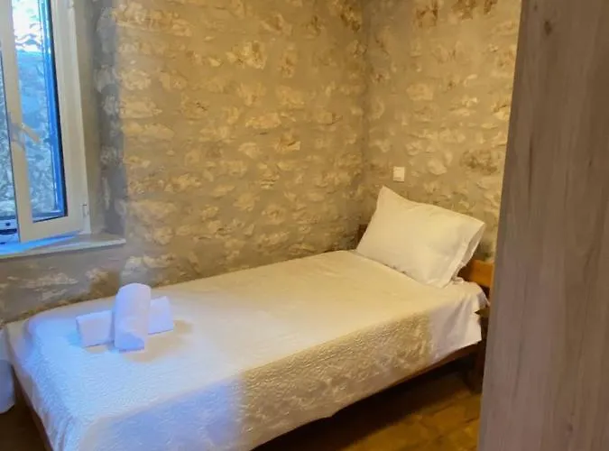 아파트 Soldatos Stone House